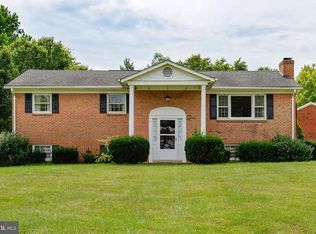 7800 Ontario Rd, Gainesville, VA 20155