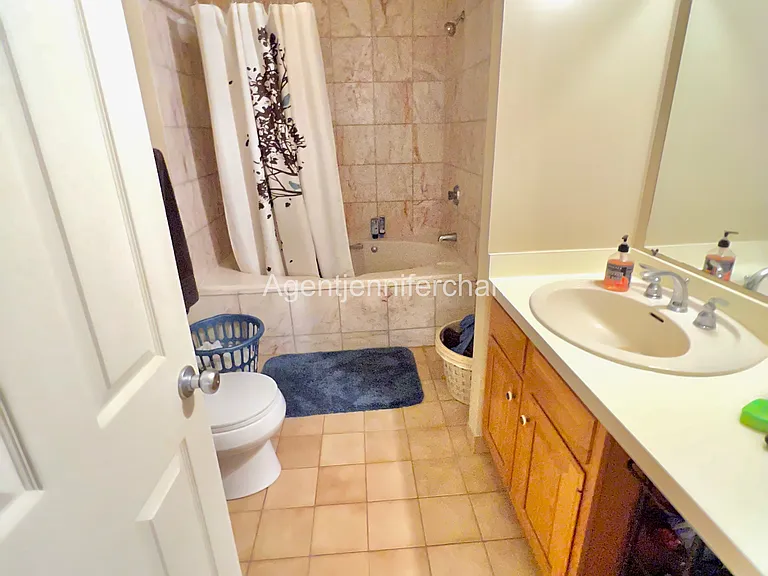 147 Kelton St #715A — Photo 8