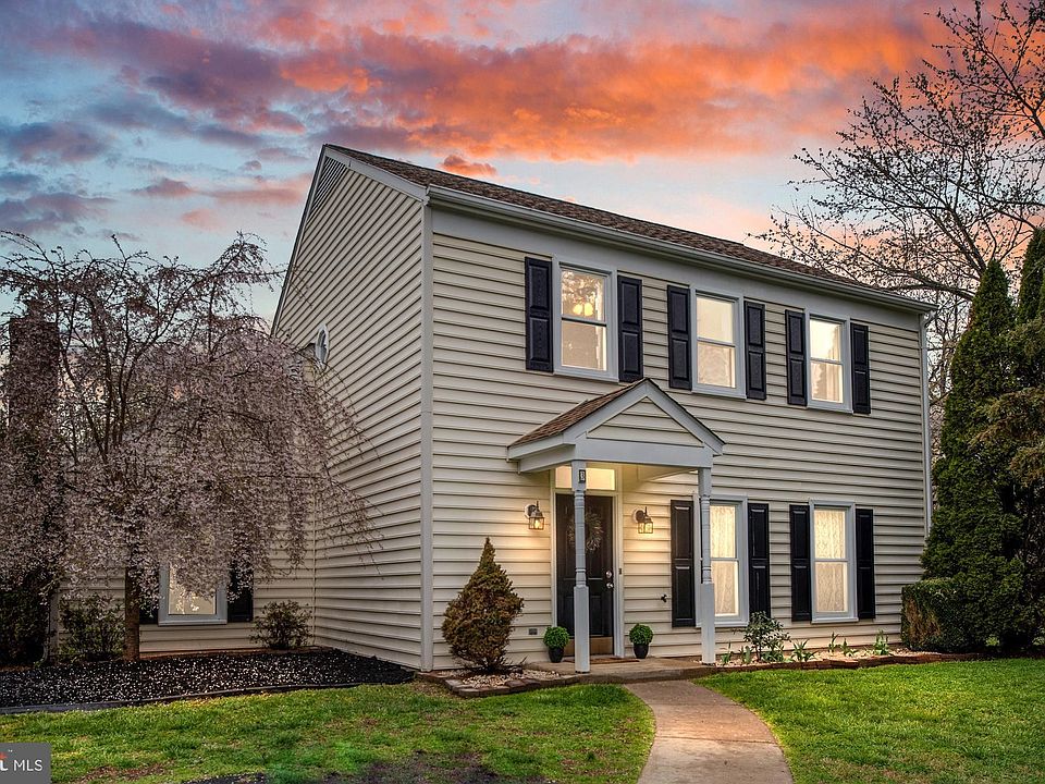 1st image of 3 McCormick Ct