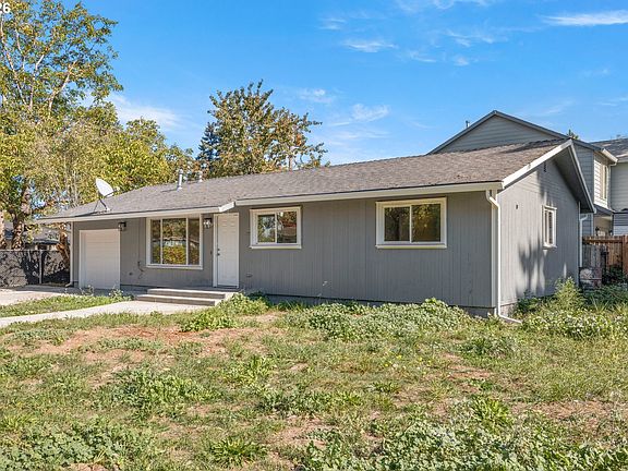 5th image of 8120 SE 89th Ave