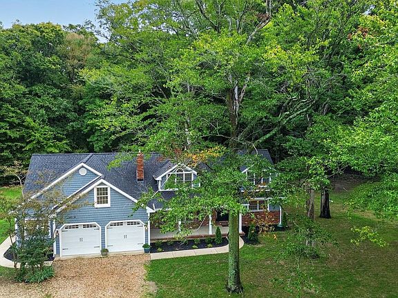 4th image of 400 Perlee Rd