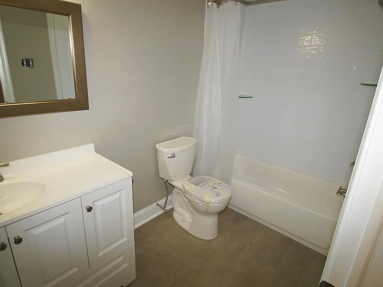 37 Belmont Sta — Photo 13
