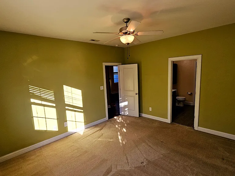 284 SW Plantation Dr — Photo 11
