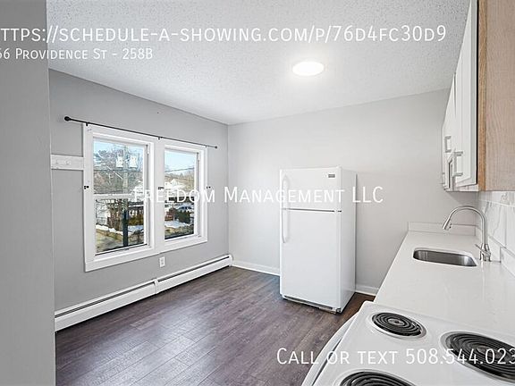 4th image of 256 Providence St #256B