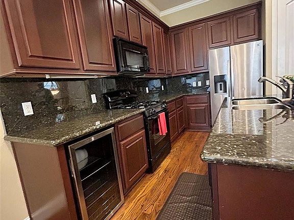 3rd image of 6353 Richmond Ave Unit 118