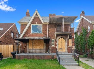 17532 Santa Rosa Dr, Detroit, MI 48221