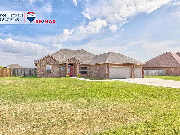2nd image of 8326 SW Sun Valley Dr