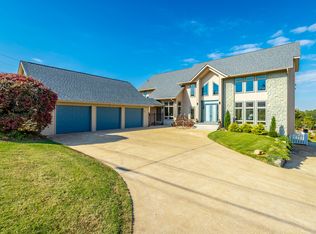 1211 Panorama Dr, Chattanooga, TN 37421