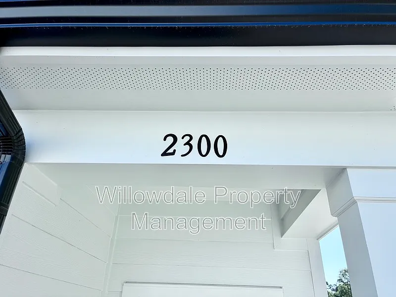 Building Photo - 2300 Oakwood Meadows Ct
