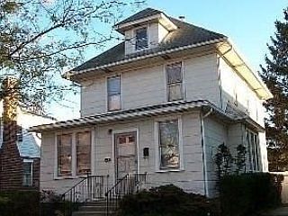 1st image of 214 Bryant Ave