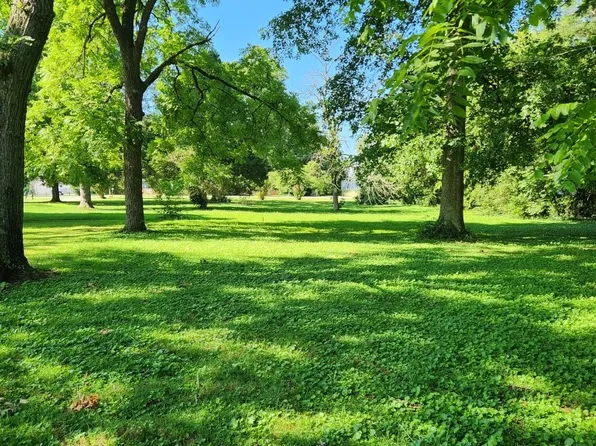 2448 Dilton Mankin Rd, Murfreesboro, TN 37127