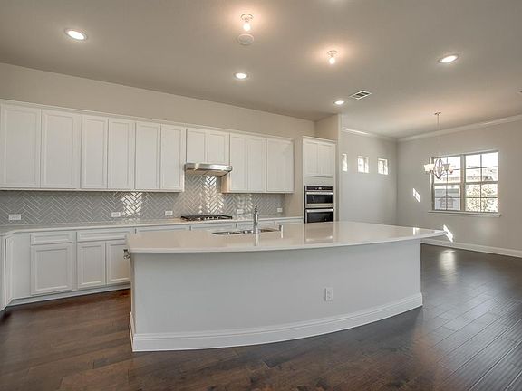 2nd image of 17668 Sequoia Dr