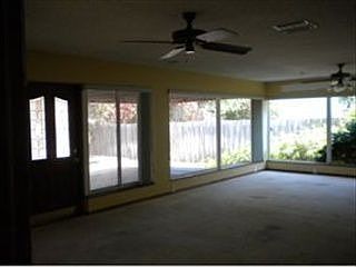 3rd image of 394 Harbor Dr