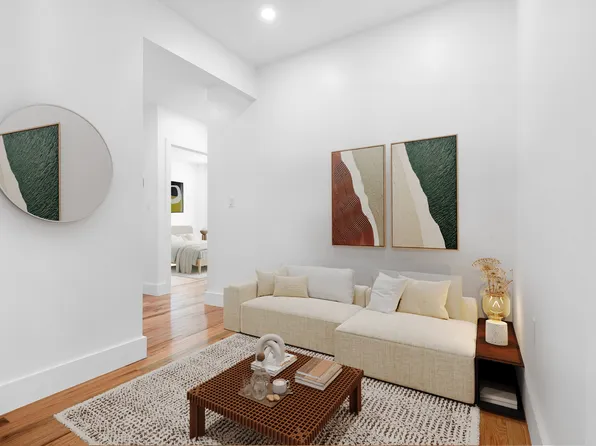 174 7th Ave APT 2F, New York, NY 10011
