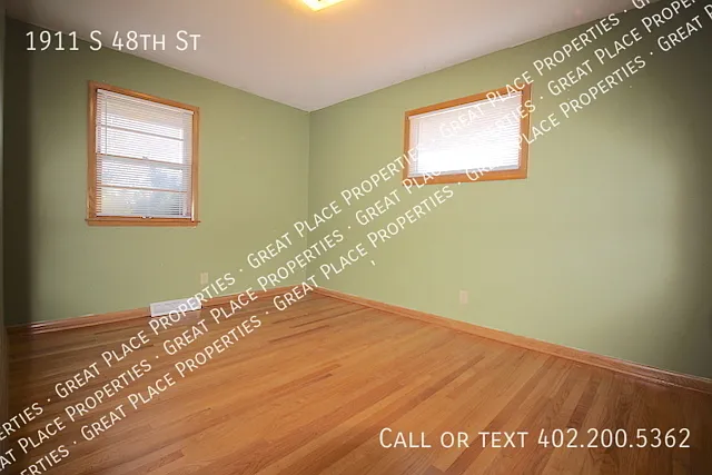 1911 S 48th St — Photo 19