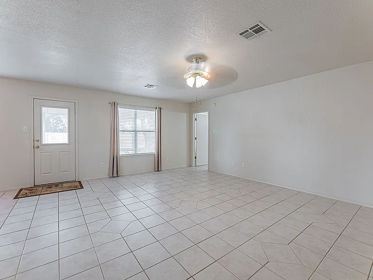 4409 Bowles Dr — Photo 18
