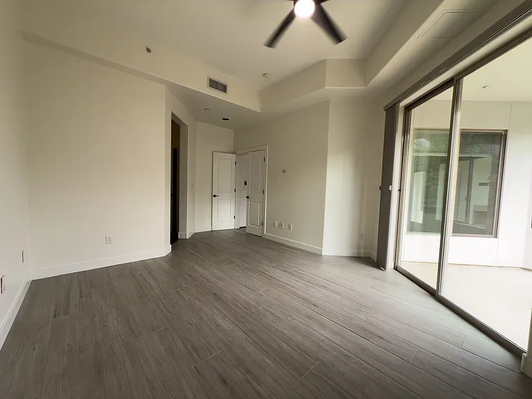 945 E Playa Del Norte Dr #2010 — Photo 22