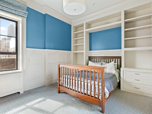 333 East 68th Street image 14 of 20