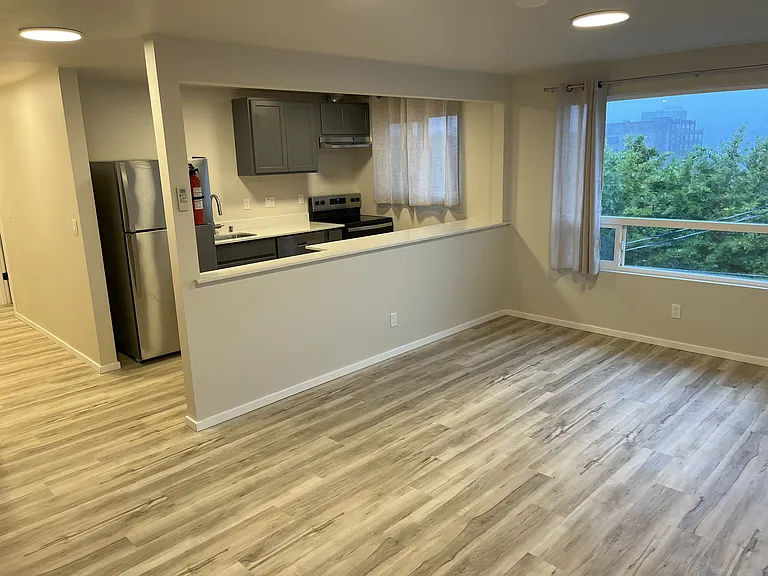 1215 Gregory Way #3 — Photo 45