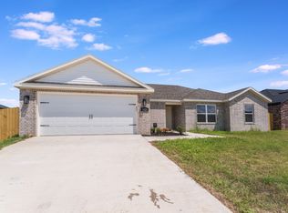 1024 Marquis Ave, Lowell, AR 72745