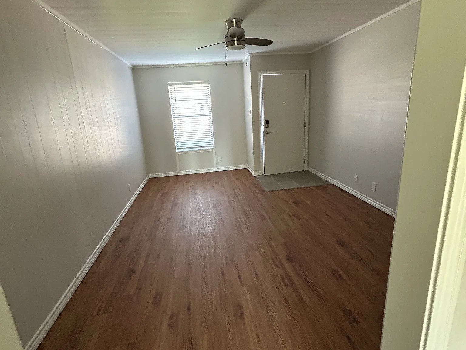 2801 W Ave N — Photo 2