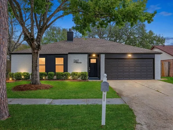13607 Cherrydown St, Sugar Land, TX 77498