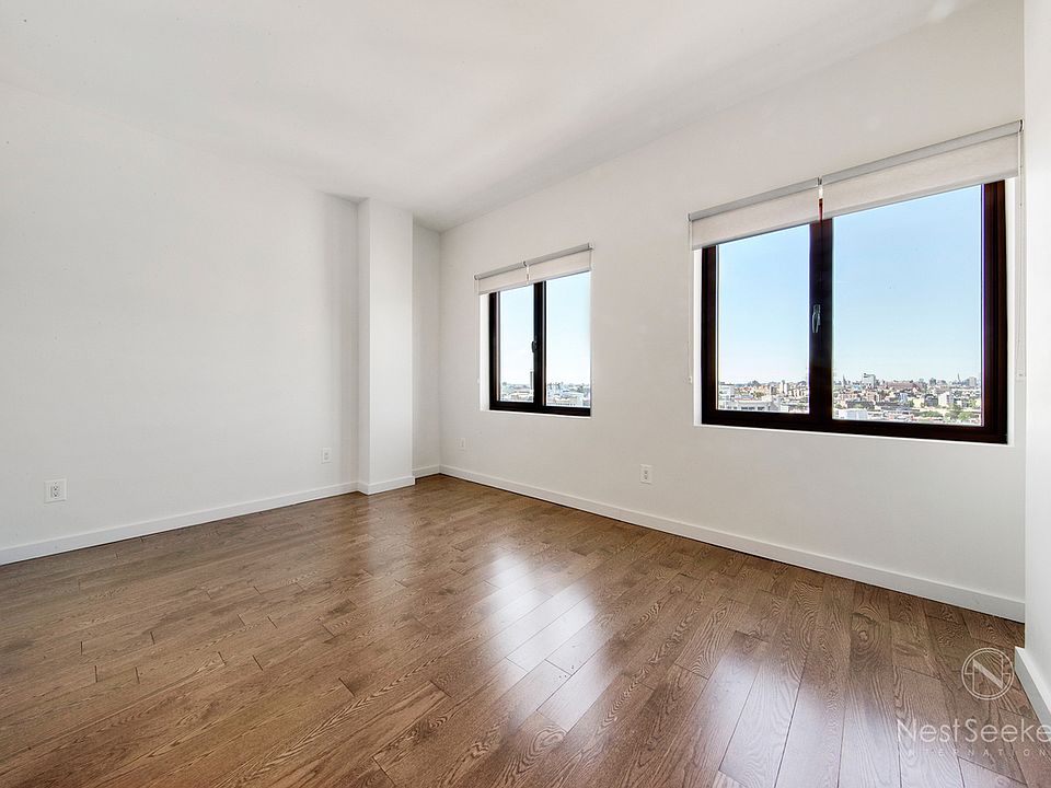1st image of 11-39 49th Ave #2708
