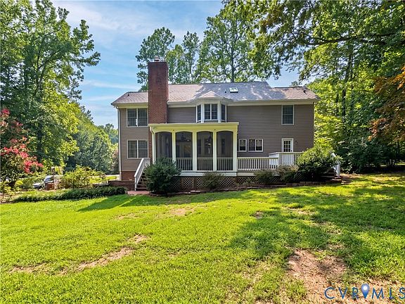 5th image of 836 Forest Hill Dr