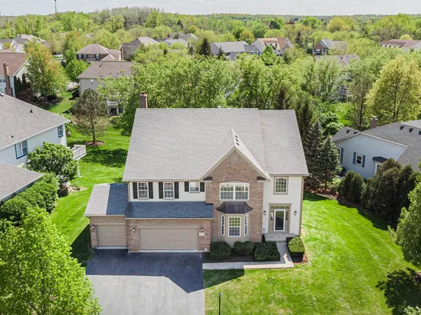 1440 Cascade Ln, Barrington, IL 60010