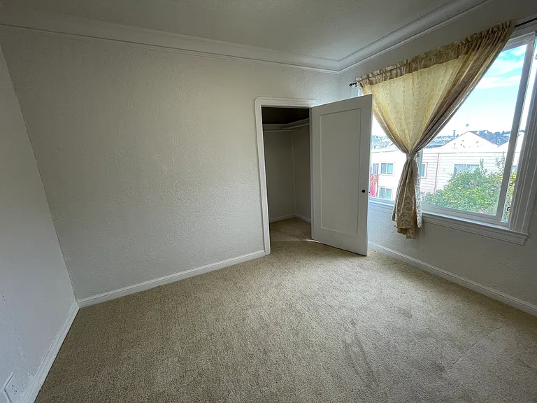 542 Vienna St #A — Photo 16