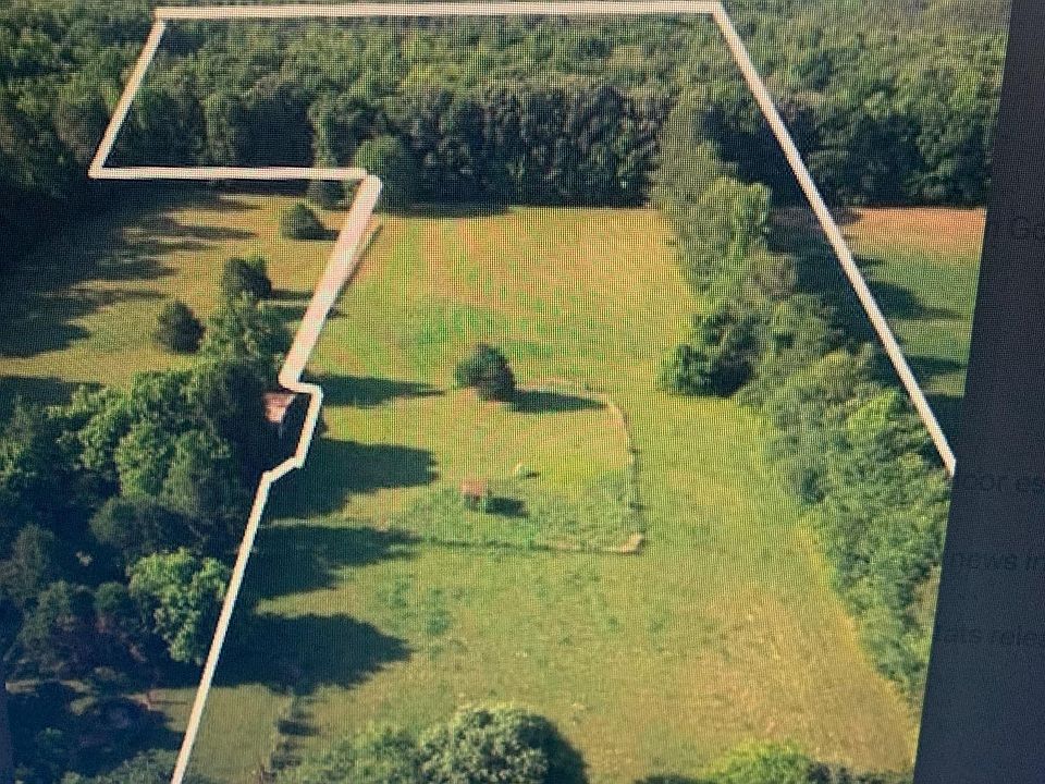 1st image of 320 Ymca Rd