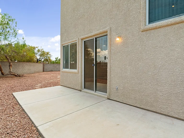 10713 Pipers Cove Ln — Photo 21