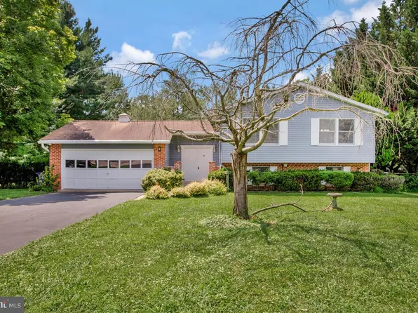 9129 Sybert Dr, Ellicott City, MD 21043