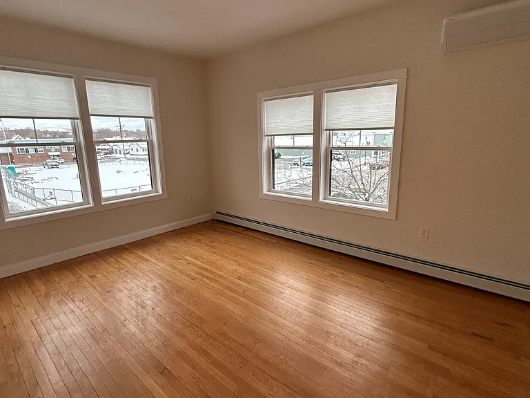 196 Penobscot Ave #1 — Photo 4