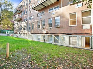 98 Clifton Pl #B1, Brooklyn, NY 11238