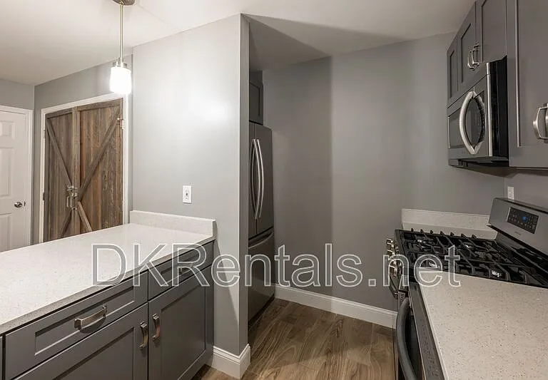 1309 Summit North Dr NE — Photo 9