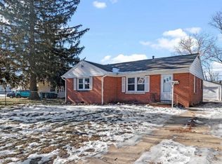 13 Midland Ct, Springfield, IL 62702