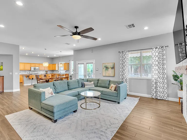 296 Doe Run Cir — Photo 151