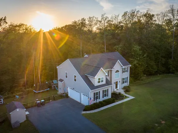 2225 Camp Geary Ln, Stafford, VA 22554