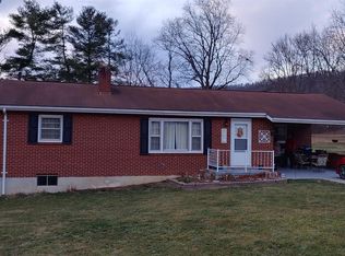 3203 Honaker Rd, Draper, VA 24324