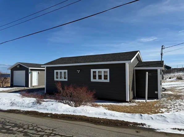 1 Maple Street, Aspen Cove, NL A0G1A0