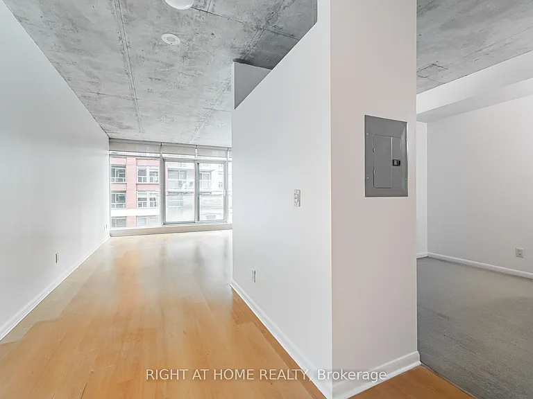333 Adelaide St E #418 — Photo 3