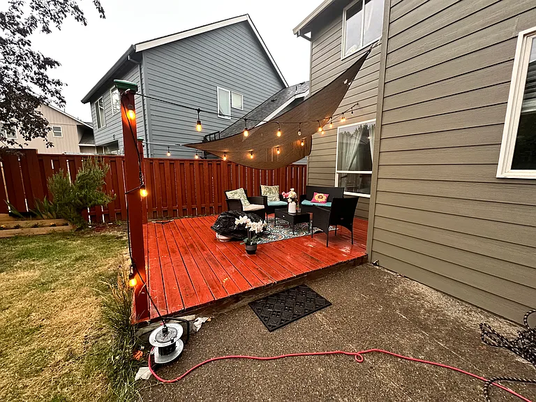 22196 SW Dewey Dr — Photo 32