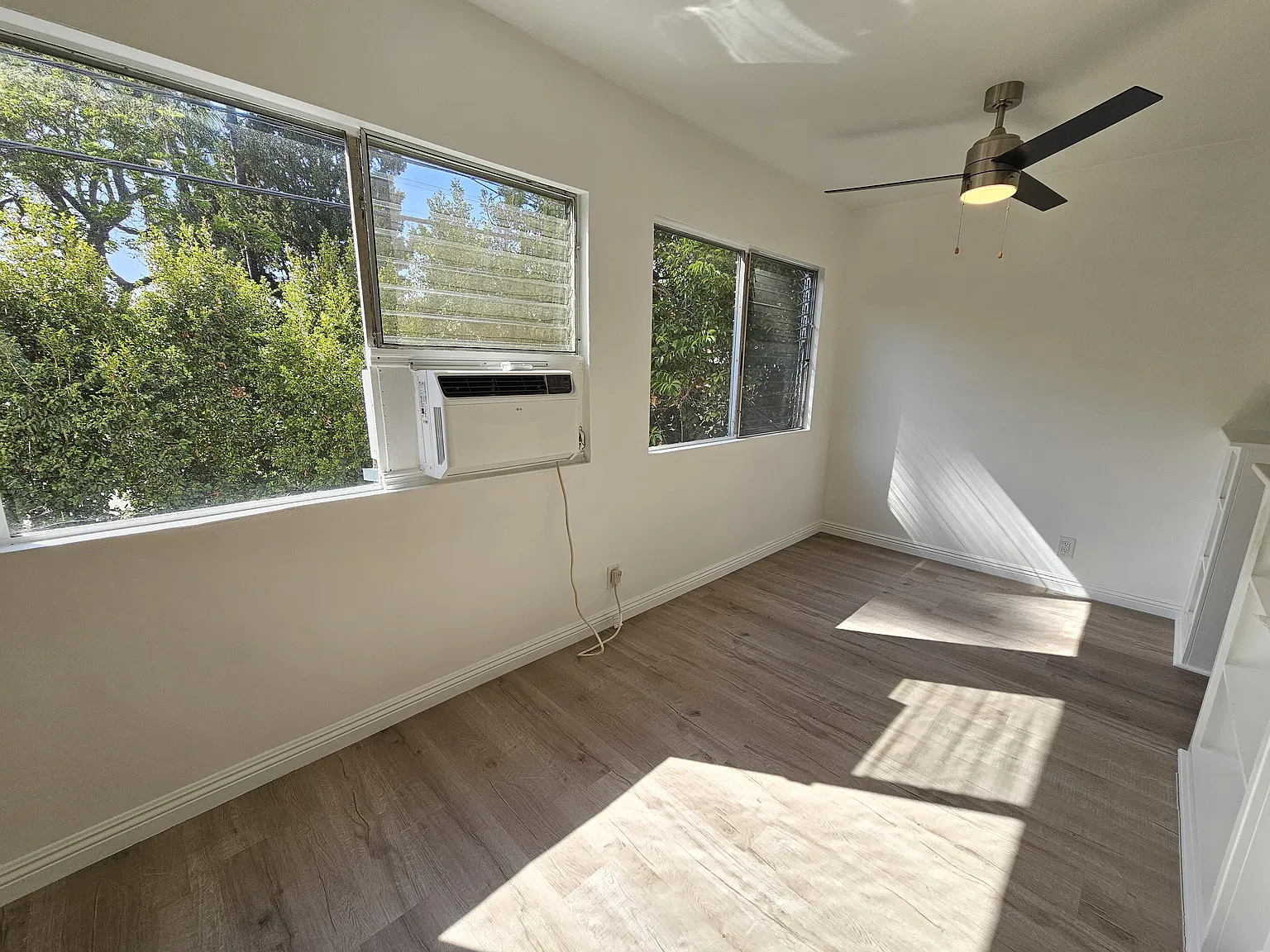 2 bed, 1100 sqft, $3,000 — Photo 4