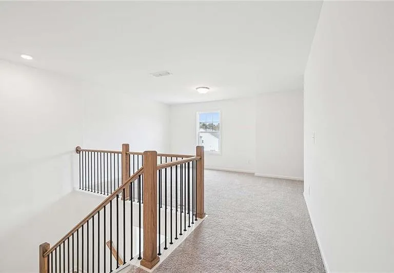 320 Silverleaf Trl — Photo 9