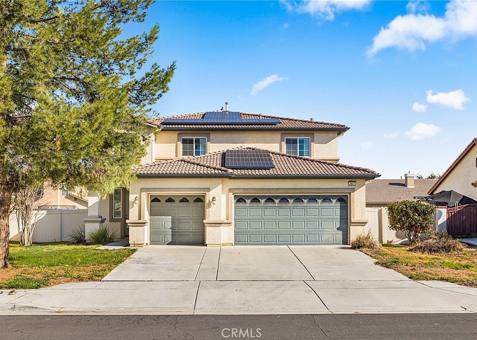 1st image of 2037 Blackthorn Dr