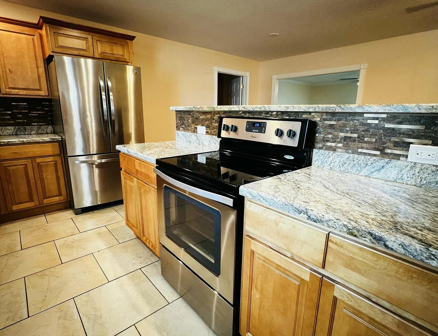 3 bed, 1436 sqft, $1,950 — Photo 4