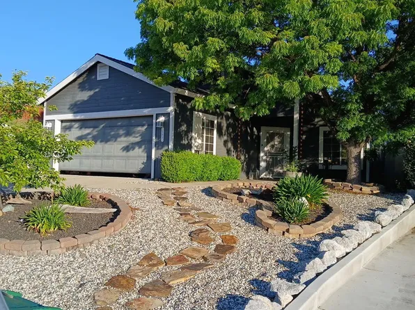 583 Springer Dr, Redding, CA 96003