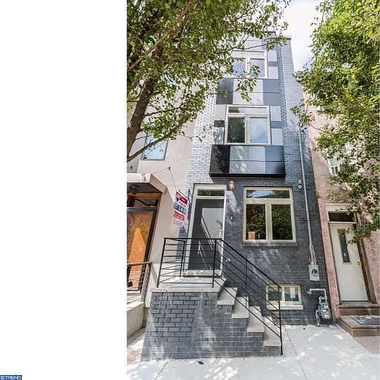 1st image of 243 W Jefferson St
