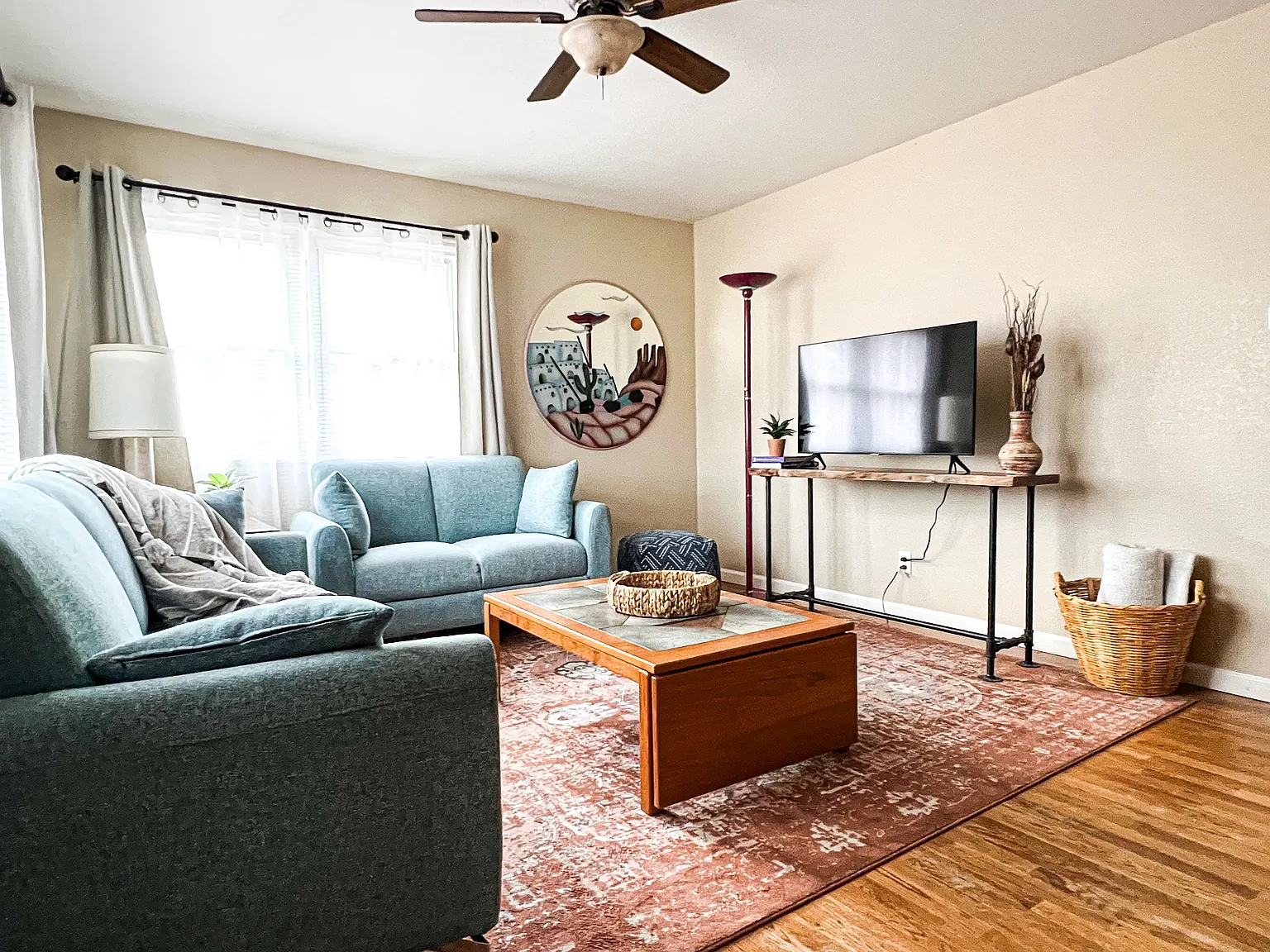 2 bed, 825 sqft, $1,700 — Photo 3